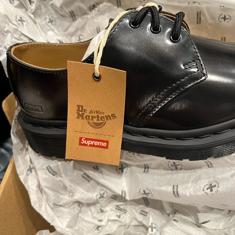 Dr. Marten’s x Supreme 3-Eye Color Changing Black Shoes - Picture 2 of 4
